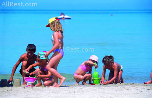 Sani Beach Club 40